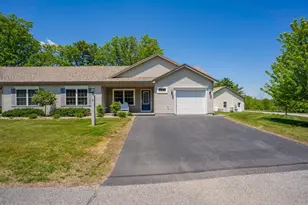 6 Berry Ln, Biddeford, ME 04005 - Photo 1