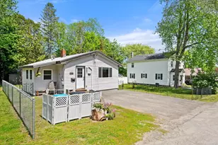29 Wilson St, Old Town, ME 04468 - Photo 1