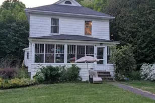 9 Winchester St, Fairfield, ME 04937 - Photo 1