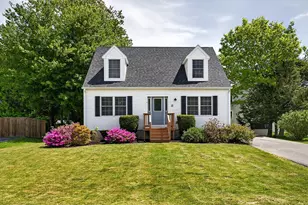 13 Crabtree Dr, Topsham, ME 04086 - Photo 1