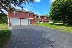 29 Deerfield Dr, Sabattus, ME 04280 - Photo 1