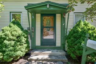 155 Spring St, Gardiner, ME 04345 - Photo 1