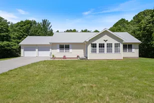 99 Vista Dr, Auburn, ME 04210 - Photo 1