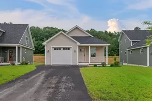 29 Feldspar Ln, Cumberland, ME 04021 - Photo 1