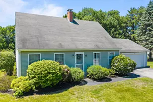 19 Hillcrest St, Hallowell, ME 04347 - Photo 1