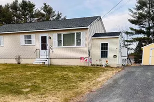 12 Somerset Ave, Fairfield, ME 04937 - Photo 1