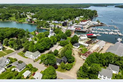 10 School Street, Boothbay, ME 04544 - Photo 1