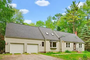 633 Harpswell Rd, Brunswick, ME 04011 - Photo 1