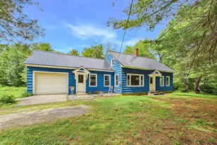 207 Pleasant St, Mechanic Falls, ME 04256 - Photo 1