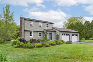 27 Gail Ln, Yarmouth, ME 04096 - Photo 1