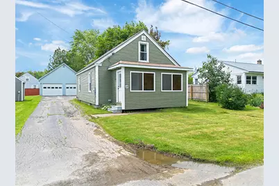 33 Cottage Street, Fairfield, ME 04937 - Photo 1