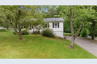 7 Boulder Avenue, Paris, ME 04281 - Photo 1
