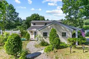27 Somerset Ave, Old Orchard Beach, ME 04064 - Photo 1