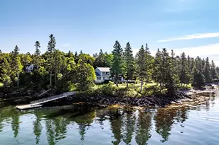250 Davis Point Rd, Cushing, ME 04563 - Photo 1