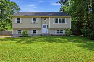 23 Hunter Ln, Topsham, ME 04086 - Photo 1