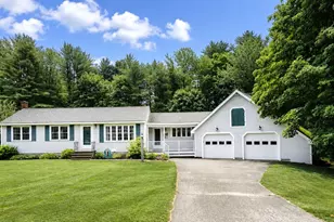 5 Overlook Dr, Buxton, ME 04093 - Photo 1