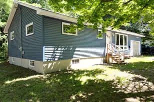 46 Edwards St, Lincoln, ME 04457 - Photo 1