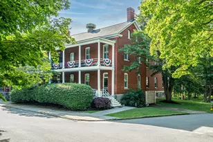 106 McKinley Ct, Portland, ME 04109 - Photo 1