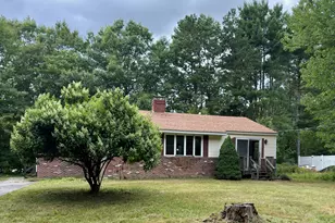 101 School St, Berwick, ME 03901 - Photo 1