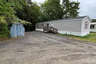 17 Winter Dr, Farmingdale, ME 04344 - Photo 1