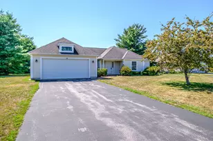 19 Mulberry Ln, Scarborough, ME 04074 - Photo 1