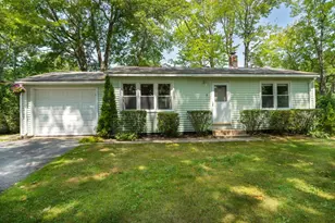 2 Forest Dr, Topsham, ME 04086 - Photo 1