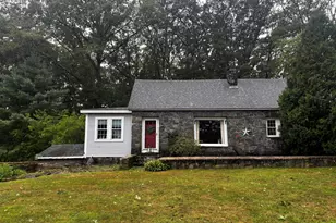 2 Strout Rd, Cape Elizabeth, ME 04107 - Photo 1