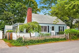 19 Cole St, Kittery, ME 03904 - Photo 1