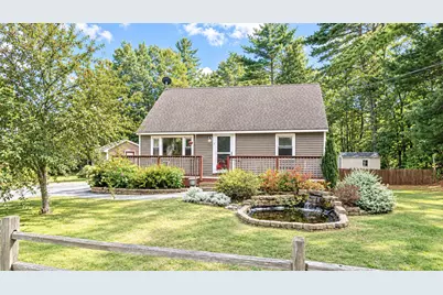 7 Elizabeth Avenue, Raymond, ME 04071 - Photo 1