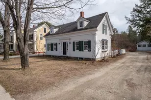 32 Broad St, Bethel, ME 04217 - Photo 1