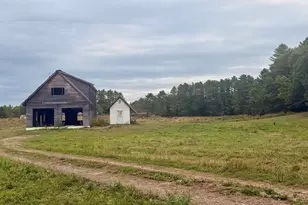 271 Memorial Hwy, North Yarmouth, ME 04097 - Photo 1