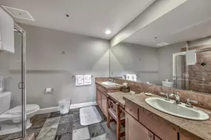 2100 N Village Dr, Truckee, CA 96161 - Photo 17