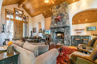 2203 Silver Fox Court #New Year's Week - Share 6, Truckee, CA 96161 - Photo 3