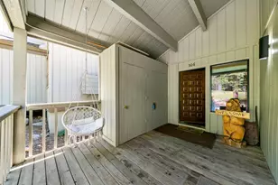 1001 Commonwealth Dr, Kings Beach, WA 98143 - Photo 21