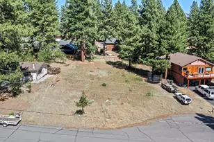 10583 Laburnham Cir, Truckee, CA 96161 - Photo 5