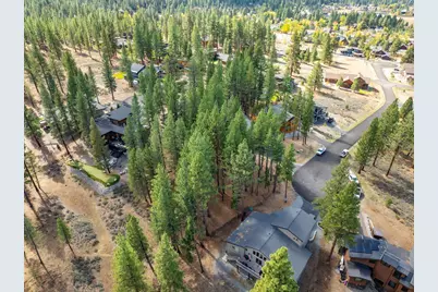 10703 Winchester Court, Truckee, CA 96161 - Photo 13