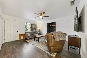 11351 Dorchester Dr, Truckee, CA 96161 - Photo 7