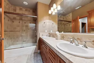 11898 Hope Ct, Truckee, CA 96161 - Photo 13