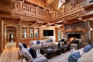 8458 Valhalla Dr, Truckee, CA 96161 - Photo 9