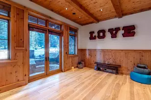 8458 Valhalla Dr, Truckee, CA 96161 - Photo 21