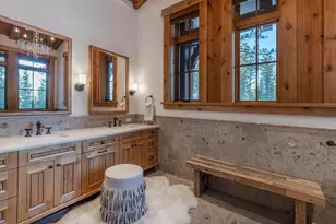 8458 Valhalla Dr, Truckee, CA 96161 - Photo 19