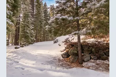 11392 Lockwood Drive, Truckee, CA 96161 - Photo 7
