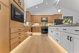 1174 Statford Way, Tahoe Vista, CA 96148 - Photo 5