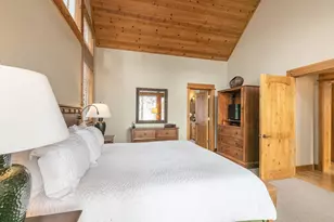 12463 Lookout Loop, Truckee, CA 96161 - Photo 9