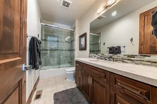 10789 Labelle Ct, Truckee, CA 96161 - Photo 21