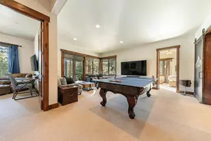 10789 Labelle Ct, Truckee, CA 96161 - Photo 17