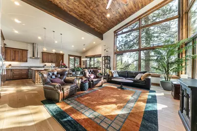 10789 Labelle Court, Truckee, CA 96161 - Photo 7
