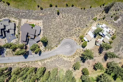 10800 Ghirard Court, Truckee, CA 96161 - Photo 9