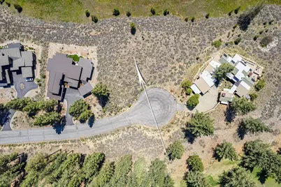 10800 Ghirard Court, Truckee, CA 96161 - Photo 5