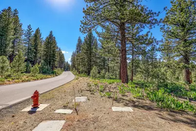 7445 Lahontan Drive, Truckee, CA 96161 - Photo 21